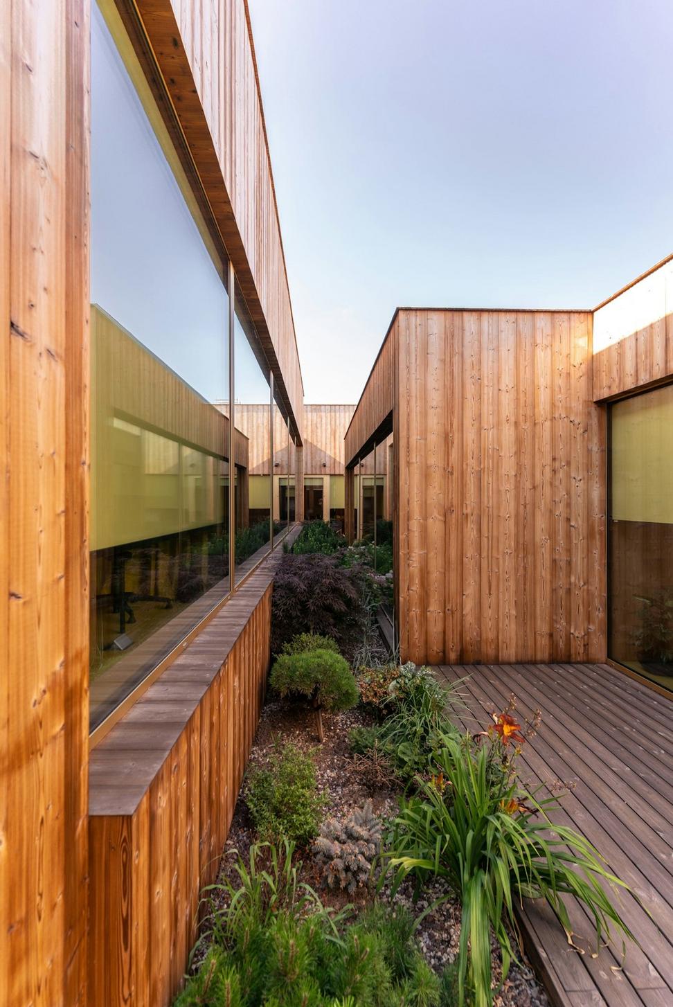 Lakeview Eco Residence